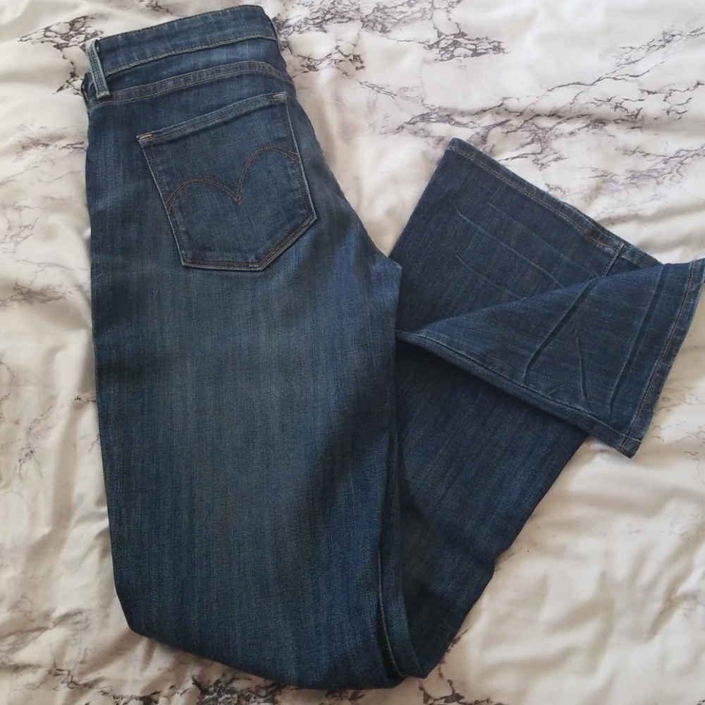 Levi's